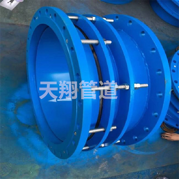 ������s���^